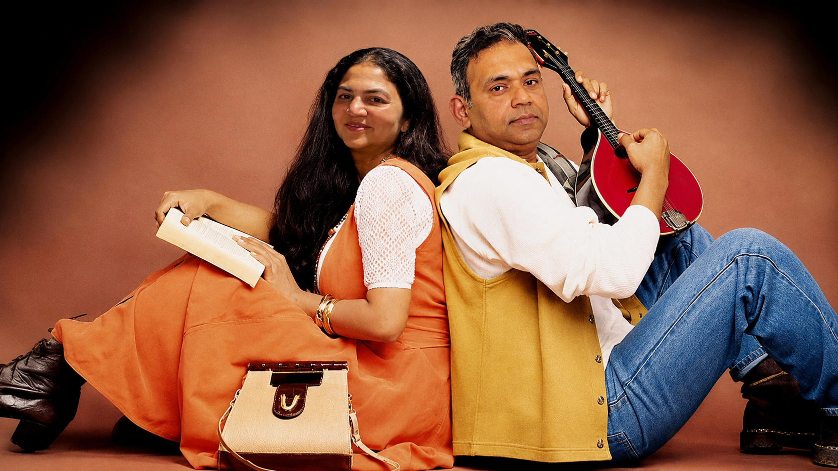 Apurva and Aparna as Raj and Simran